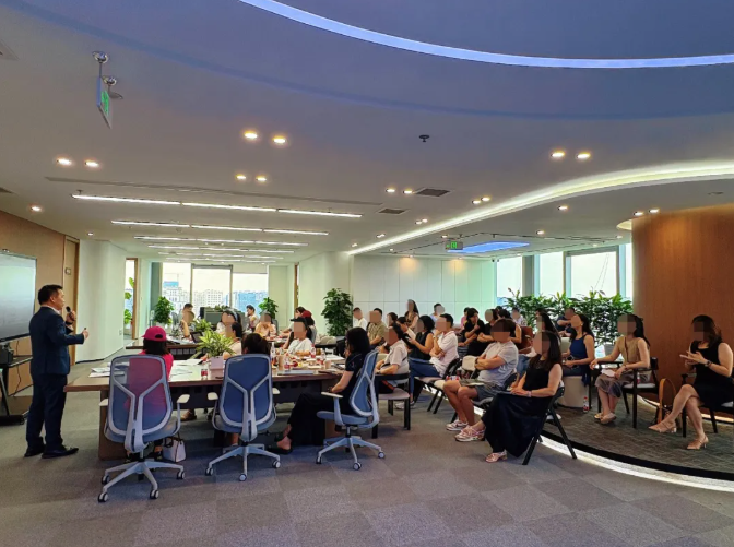 楹进集团跨境闭门会：《反向拆解跨境政策底层逻辑》成功举办