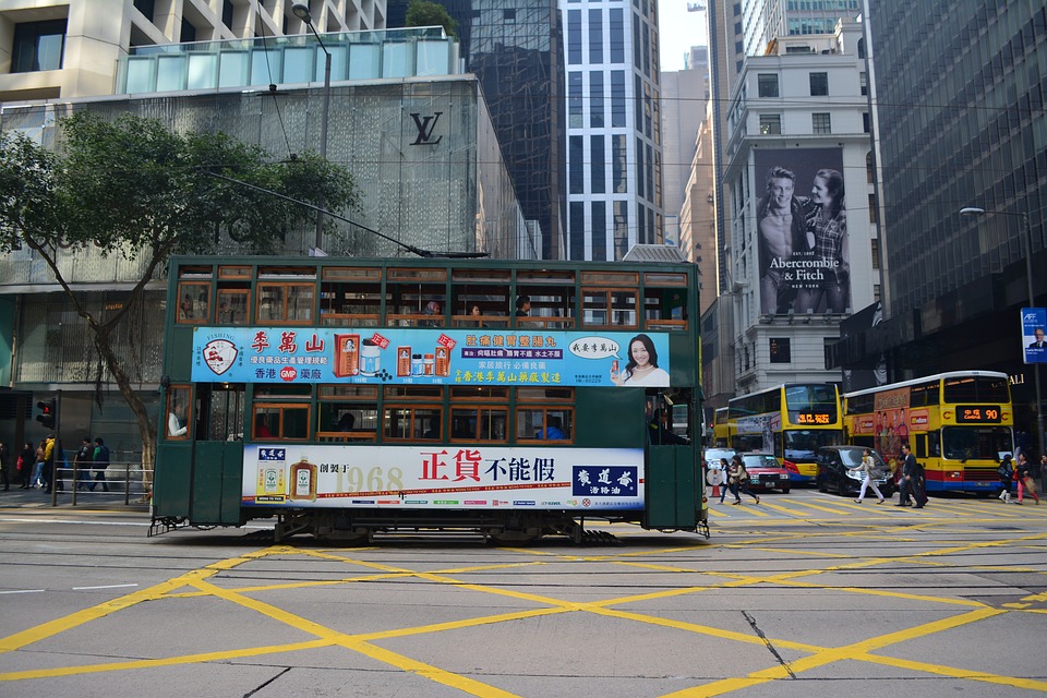 2019的香港保险，还有哪些优势及风险，还值得购买吗？